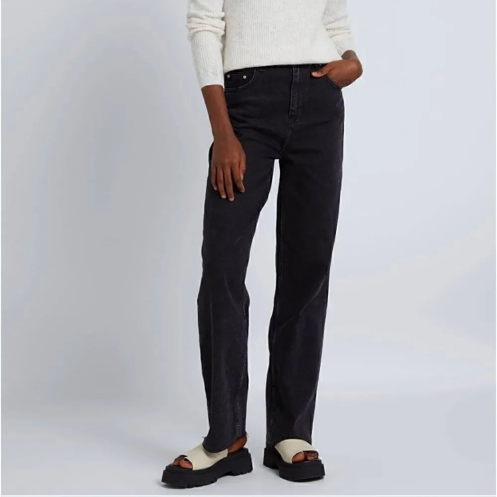 NEW ONLY high waist straight jeans 28